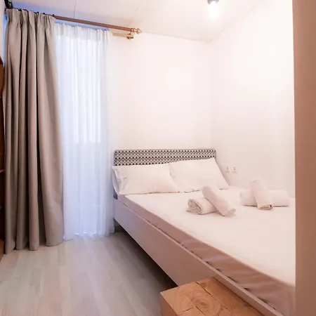 Apartment Modern In The Heart Of Heraklion (Crete)